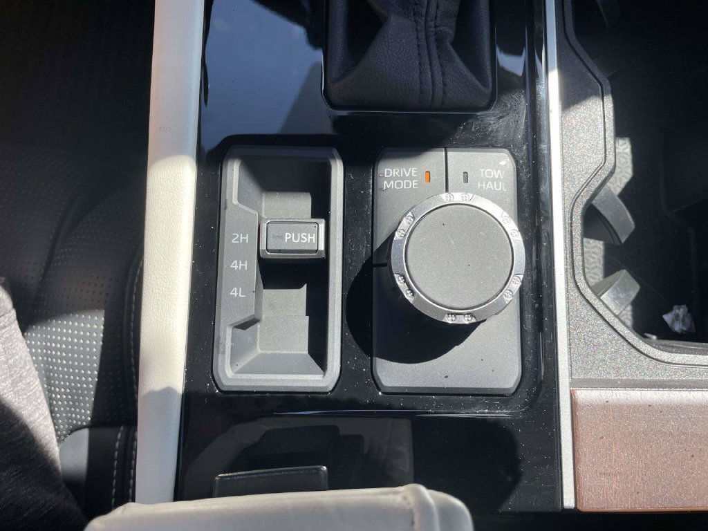 Used 2024 Toyota Sequoia Capstone AWD/4WD image 23