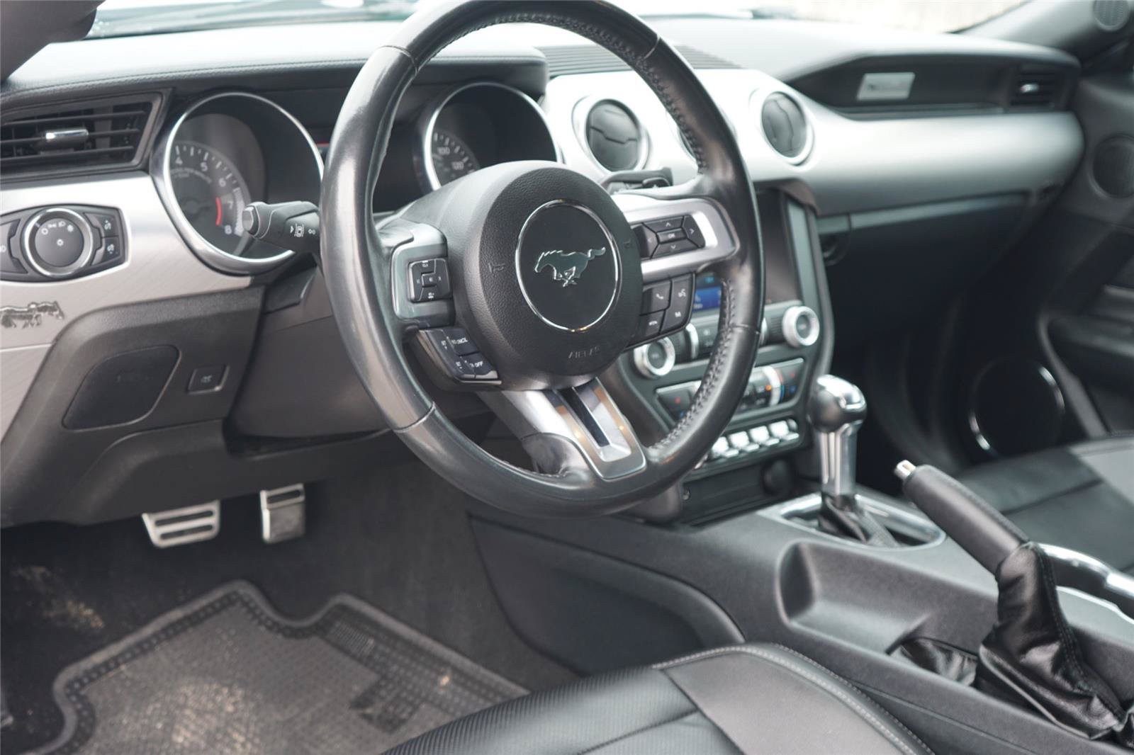 Certified 2021 Ford Mustang Premium RWD image 8