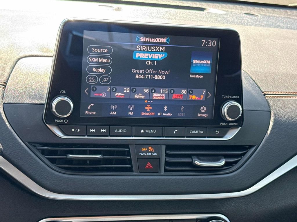 Used 2022 Nissan Altima 2.5 SR w/ Midnight Edition Package image 17