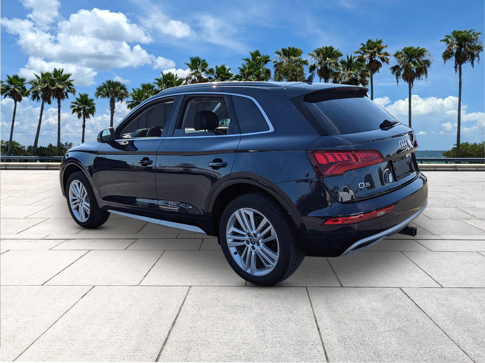 Used 2018 Audi Q5 2.0T Premium Plus w/ Premium Plus Package image 6