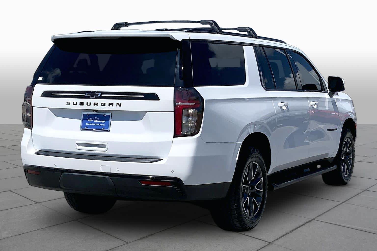Used 2023 Chevrolet Suburban Z71 w/ Luxury Package AWD/4WD image 13