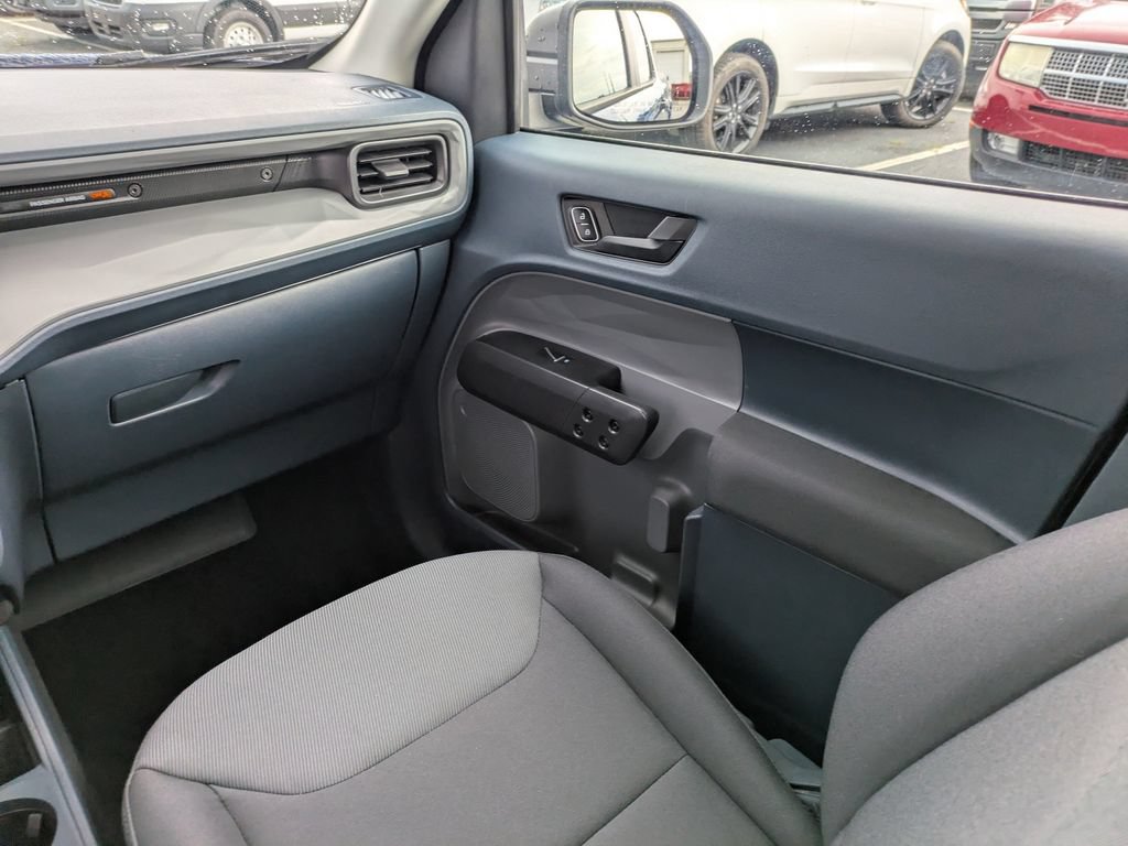 Certified 2024 Ford Maverick XL FWD image 18