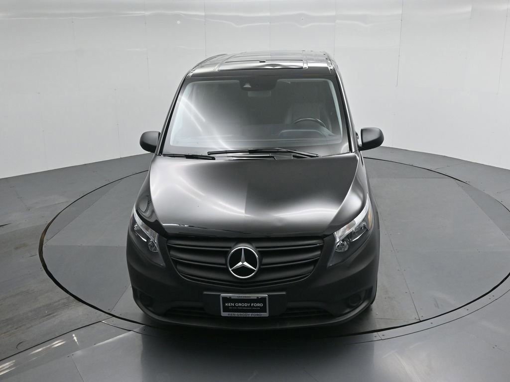 Used 2023 Mercedes-Benz Metris Passenger image 30