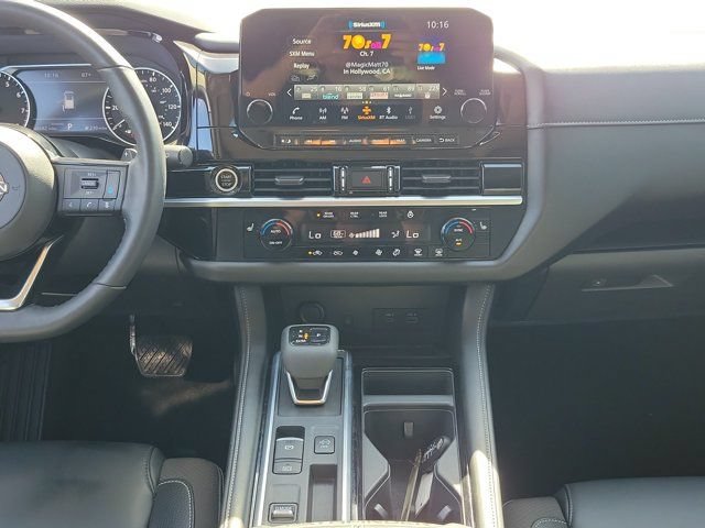 Used 2022 Nissan Pathfinder SL w/ SL Premium Package FWD image 22