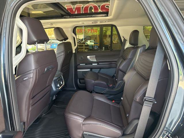 Certified 2025 Ford Expedition Platinum w/ Platinum Ultimate Package AWD/4WD image 19