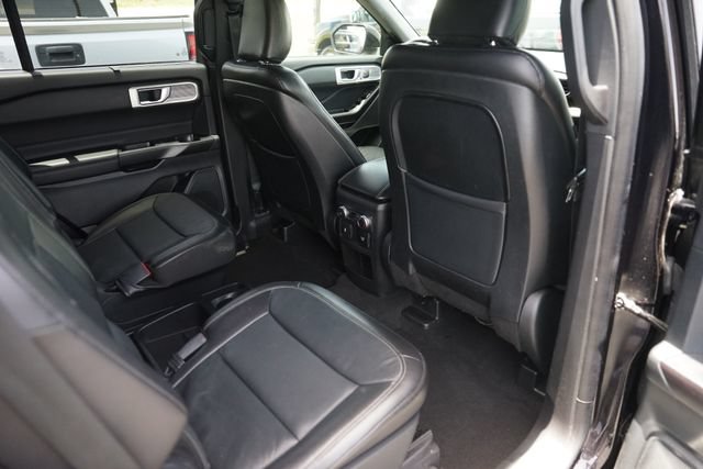 Certified 2020 Ford Explorer Limited w/ Class III Trailer Tow Package RWD image 16