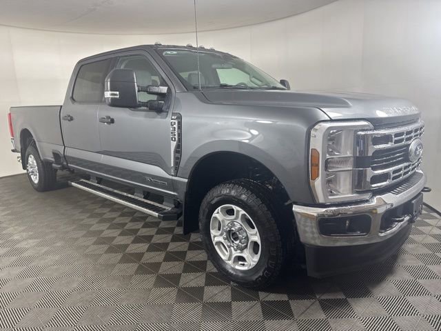 Certified 2025 Ford F350 XLT image 7