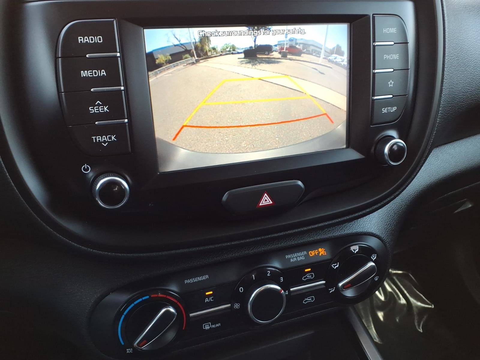 Used 2020 Kia Soul LX FWD image 23