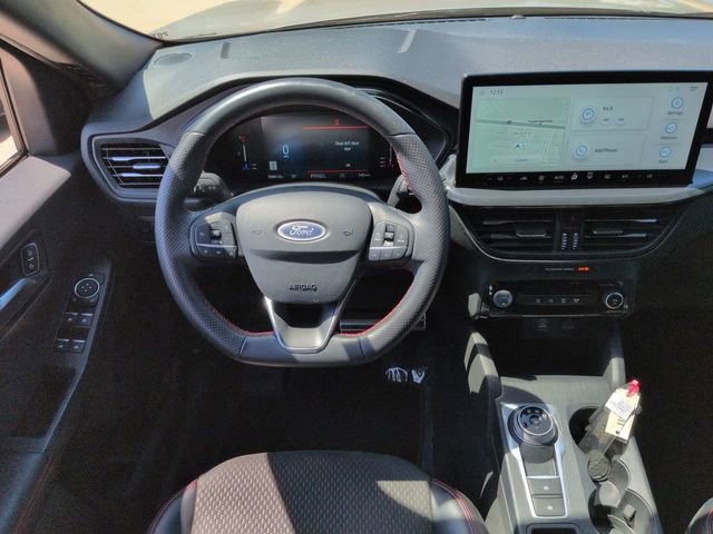 Certified 2023 Ford Escape ST-Line w/ Tech Pack #1 FWD image 18