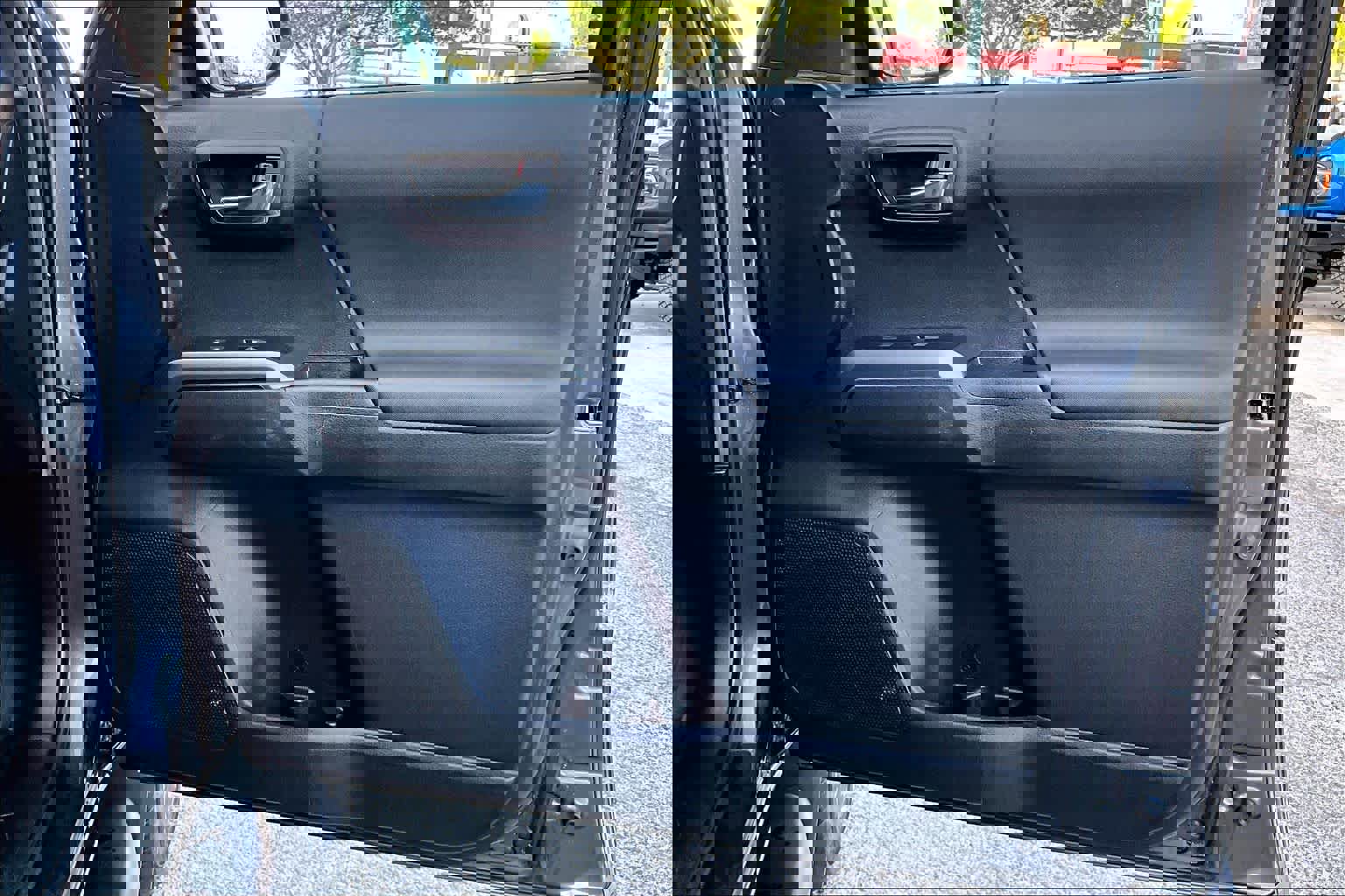 Used 2022 Toyota Tacoma TRD Sport w/ TRD Premium Sport Package image 25