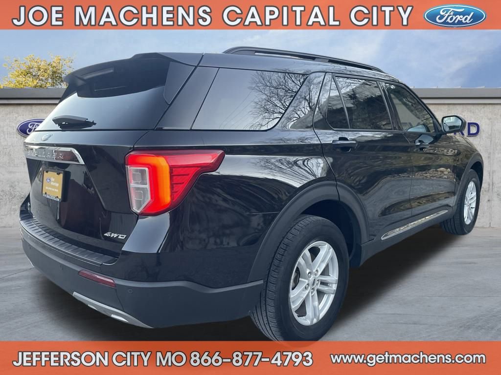 Certified 2024 Ford Explorer XLT w/ Equipment Group 202A image 5