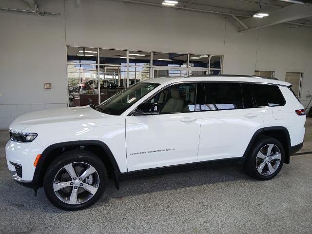 Used 2022 Jeep Grand Cherokee L Limited w/ Luxury Tech Group II image 5
