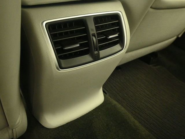 Used 2018 Acura TLX w/ Technology Package image 12