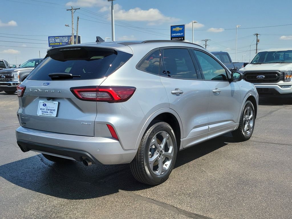 Certified 2023 Ford Escape ST-Line w/ Tech Pack #1 AWD/4WD image 4