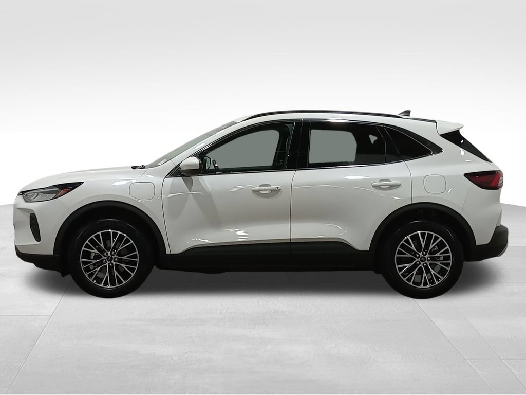 Certified 2026 Ford Escape SE FWD image 8