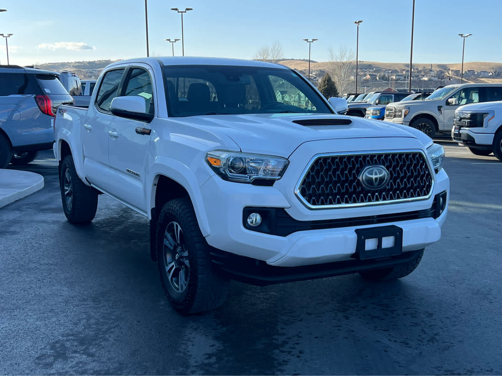 Used 2019 Toyota Tacoma TRD Sport w/ Technology Package AWD/4WD image 10