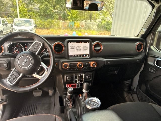 Used 2023 Jeep Gladiator Mojave w/ Trailer Tow Package AWD/4WD image 12