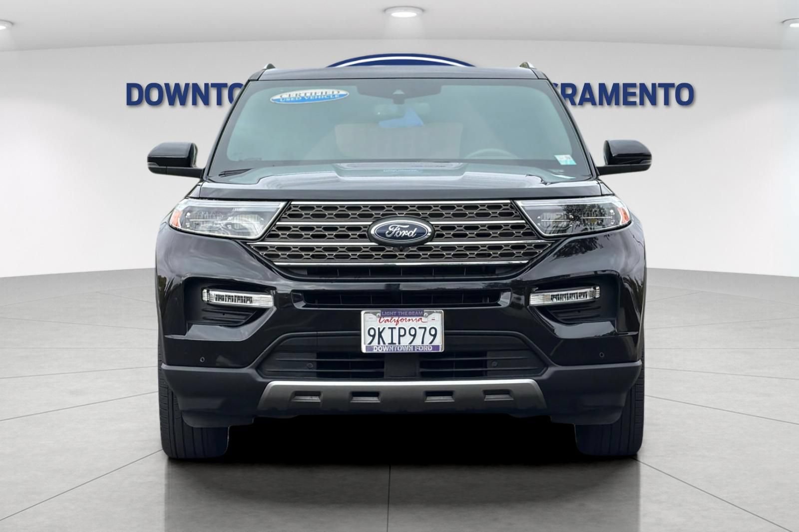 Certified 2023 Ford Explorer King Ranch w/ Technology Package AWD/4WD image 12