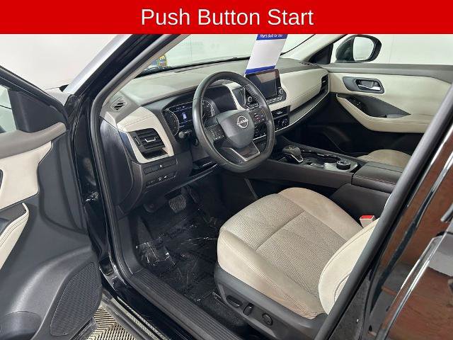 Used 2025 Nissan Rogue SV AWD/4WD image 8