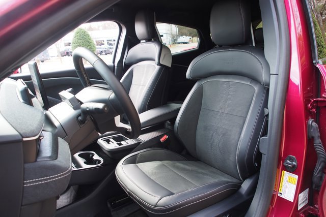 Certified 2025 Ford Mustang Mach-E GT image 16