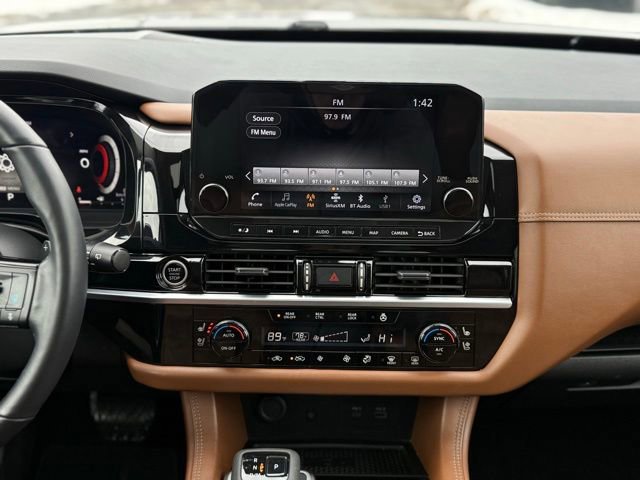 Used 2023 Nissan Pathfinder Platinum w/ Cargo Package image 37