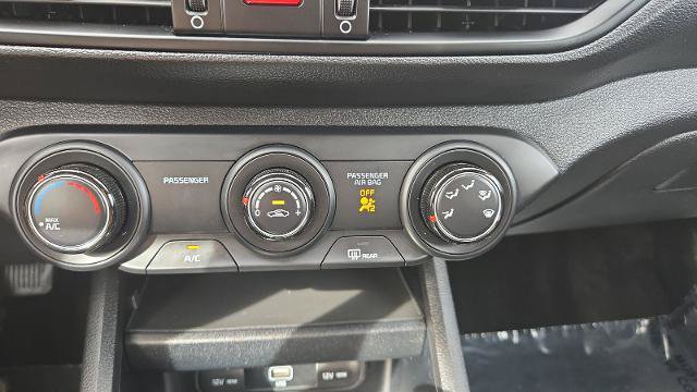 Used 2023 Kia Forte LXS w/ LXS Technology Package FWD image 15