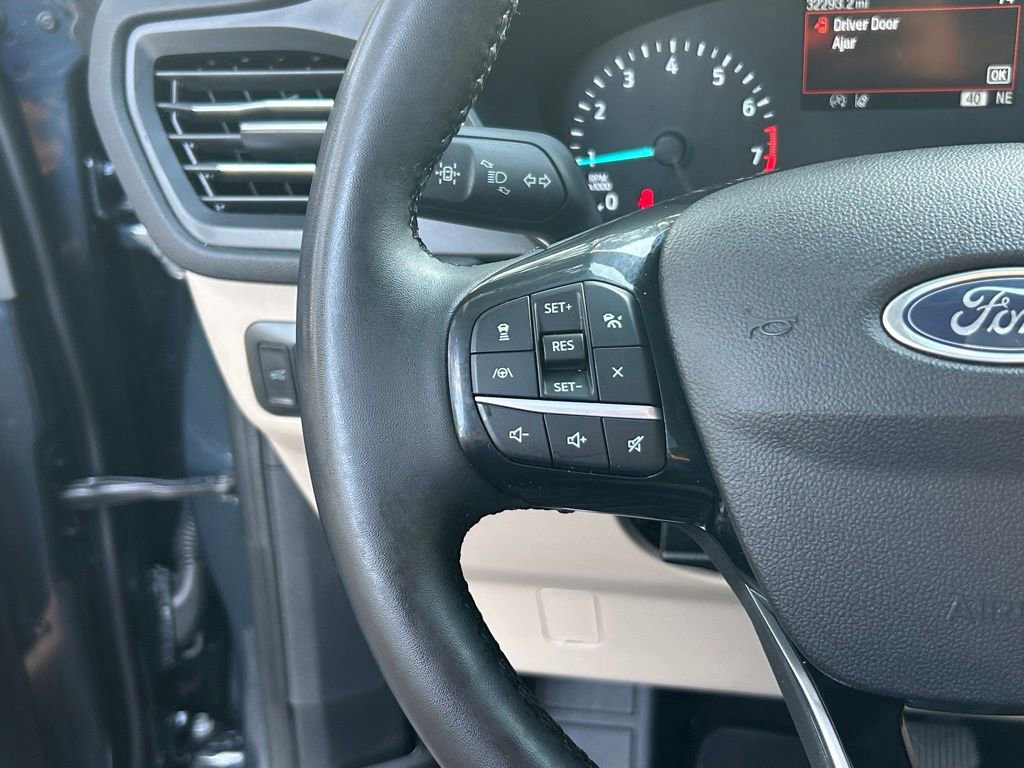 Certified 2022 Ford Escape SEL FWD image 40