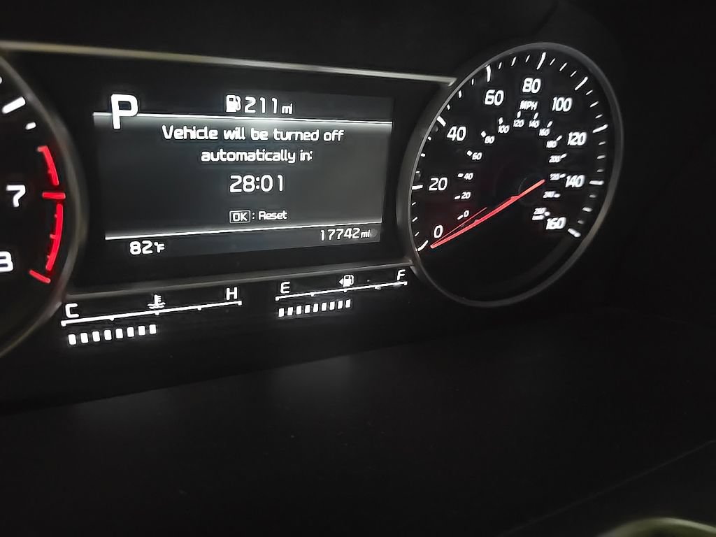 Used 2023 Kia Sorento S w/ Panoramic Sunroof Package FWD image 17