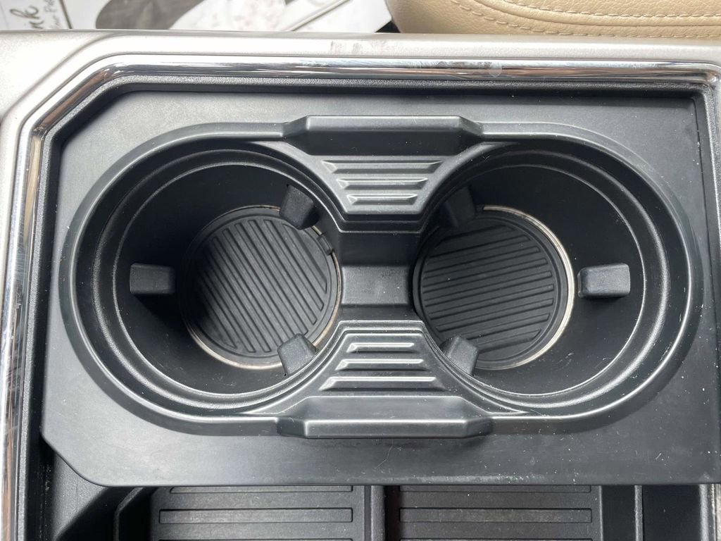 Certified 2021 Ford F350 Lariat w/ Lariat Ultimate Package image 18