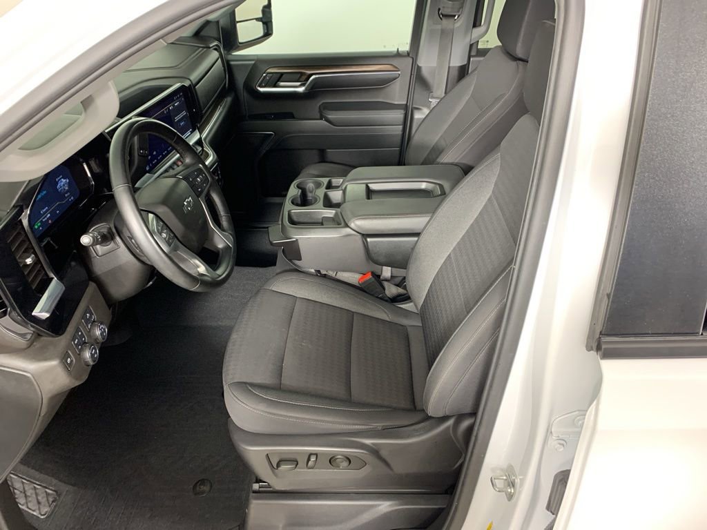 Used 2023 Chevrolet Silverado 1500 RST AWD/4WD image 28