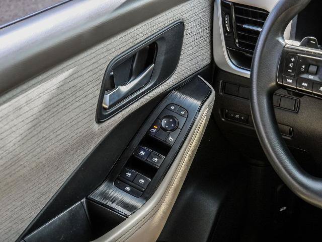 Used 2021 Nissan Rogue SV FWD image 27