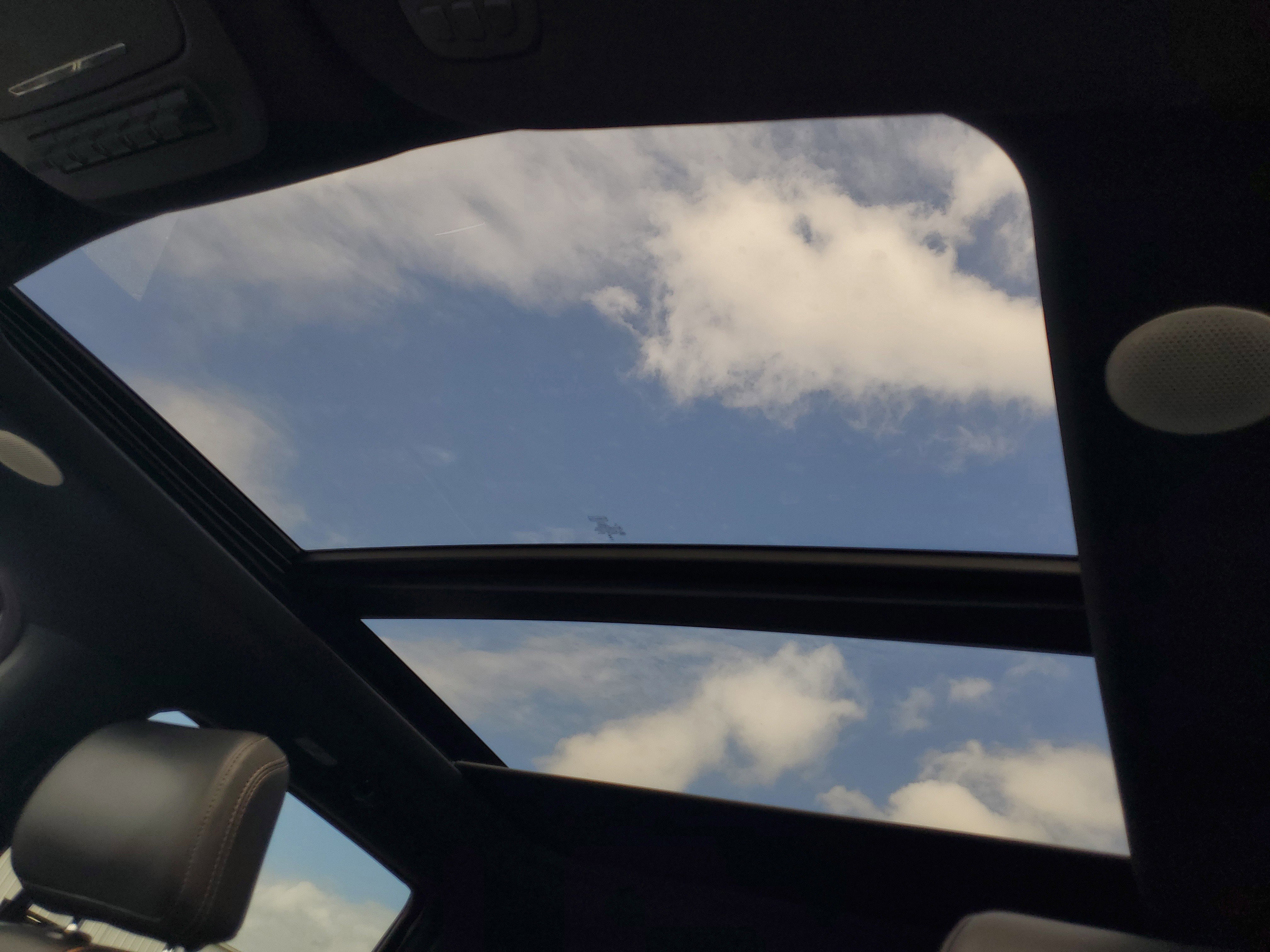 Certified 2024 Ford F350 Platinum w/ FX4 Off-Road Package image 28