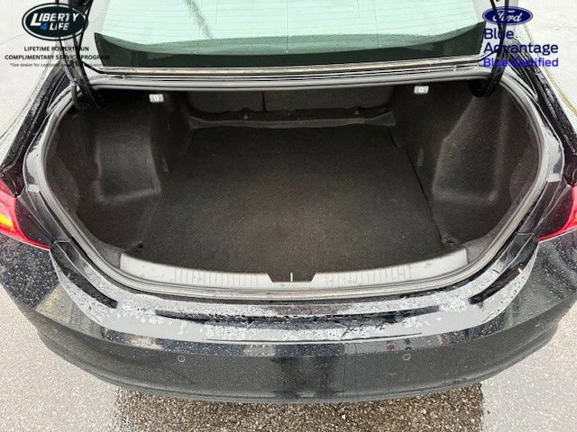 Used 2021 Chevrolet Malibu LT image 35