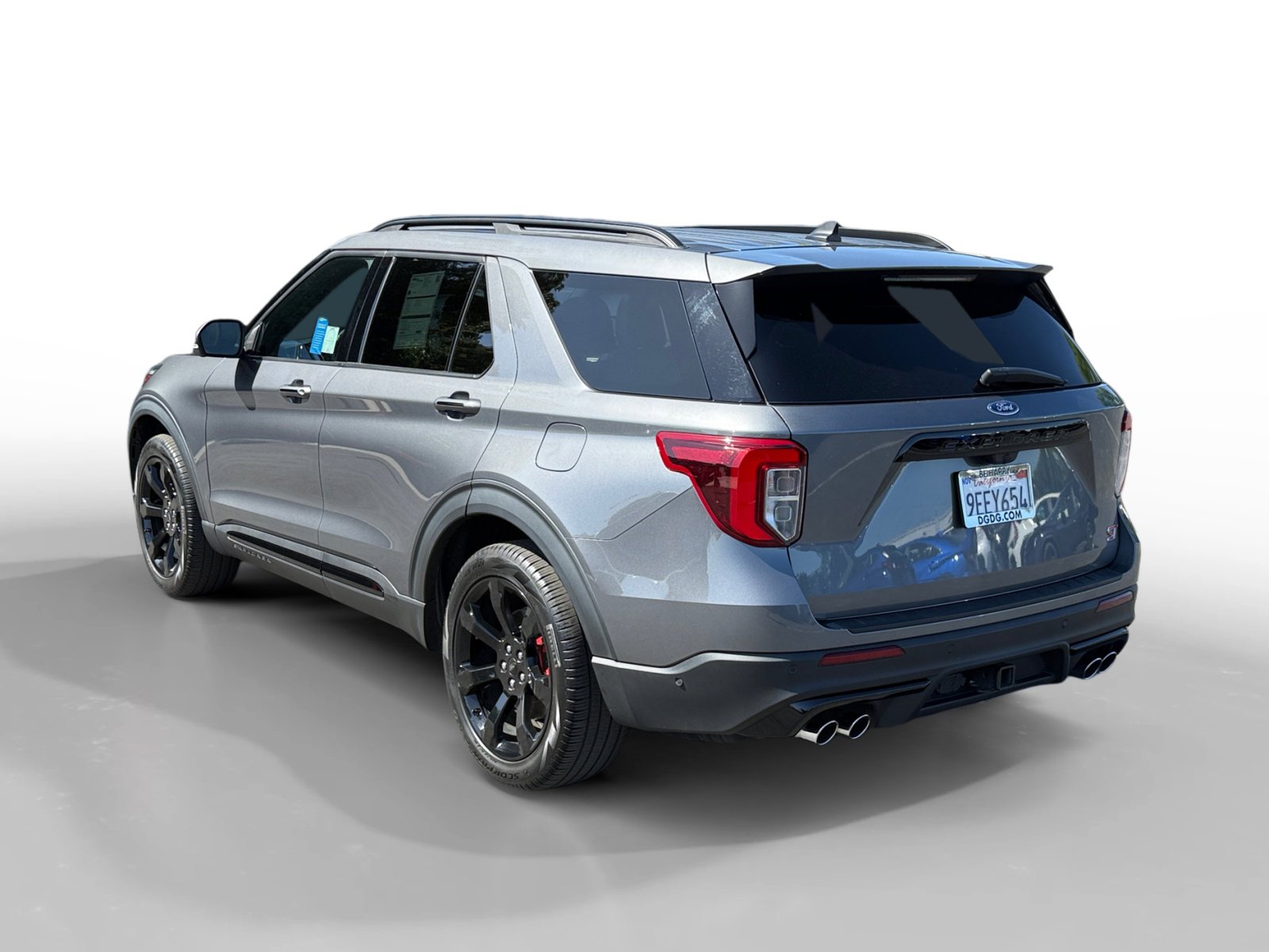 Certified 2022 Ford Explorer ST w/ Equipment Group 401A AWD/4WD image 3