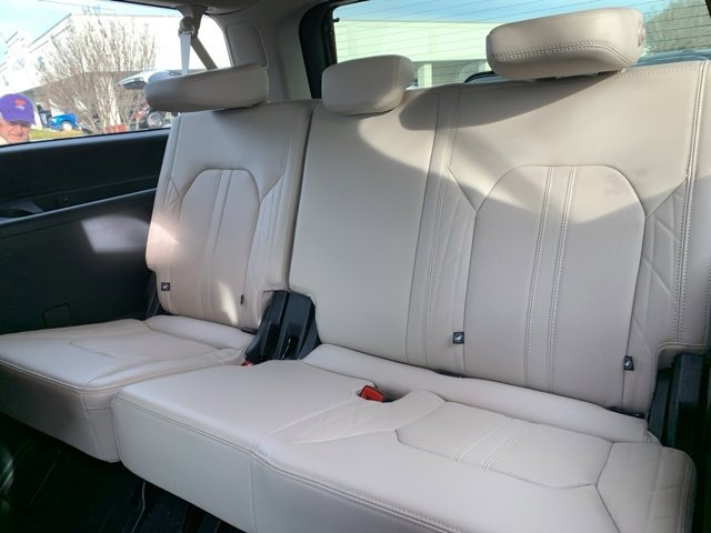 Certified 2024 Ford Expedition Max Platinum image 10