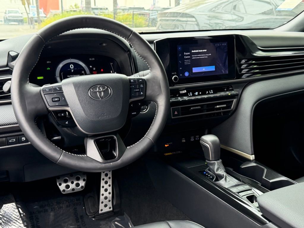 Used 2025 Toyota Camry SE w/ Convenience Package FWD image 33