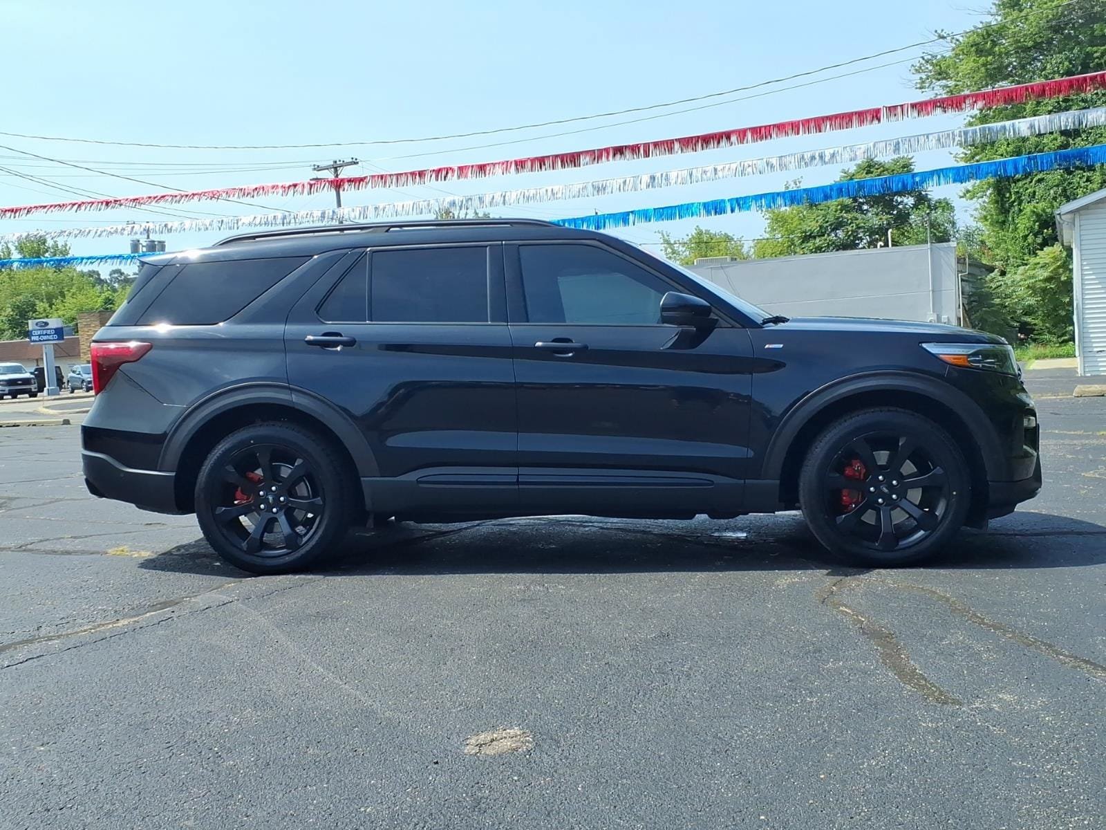 Certified 2021 Ford Explorer ST w/ ST Street Pack AWD/4WD image 24