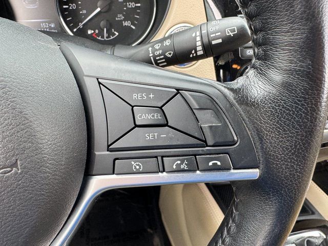 Used 2017 Nissan Rogue SL w/ SL Premium Package image 23