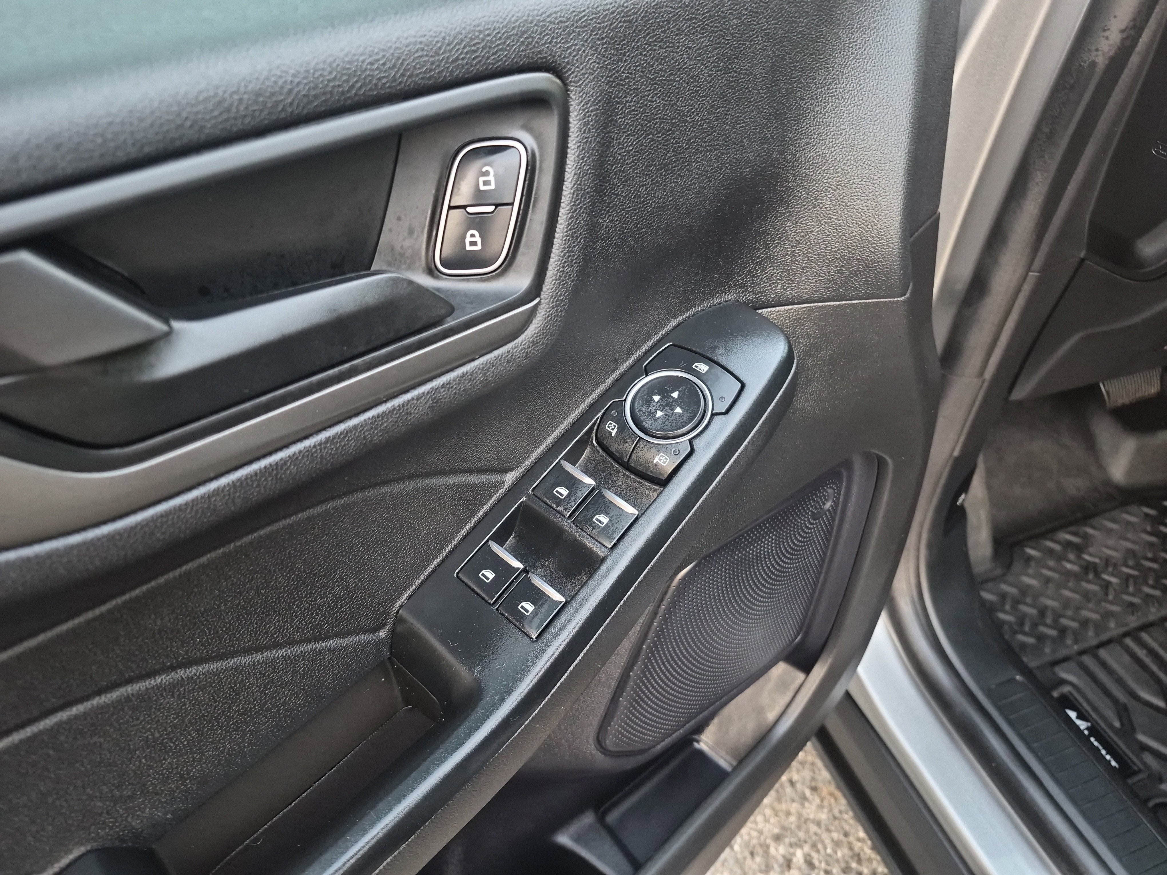 Certified 2024 Ford Escape Active image 9