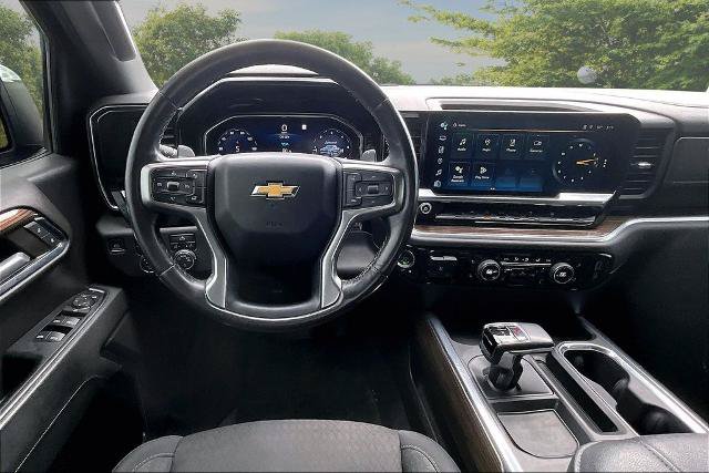 Used 2023 Chevrolet Silverado 1500 LT w/ Protection Package AWD/4WD image 5