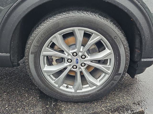 Certified 2022 Ford Explorer XLT w/ Equipment Group 202A image 8