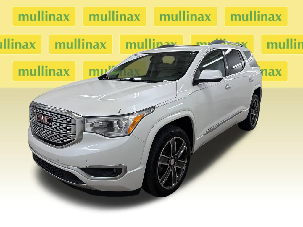 Used 2018 GMC Acadia Denali w/ Technology Package FWD image 15
