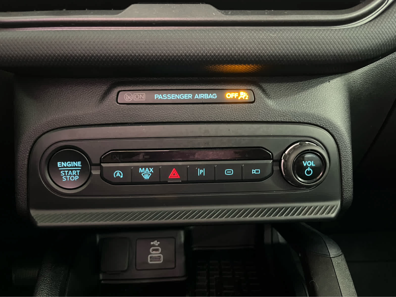 Certified 2025 Ford Bronco Sport Badlands AWD/4WD image 32