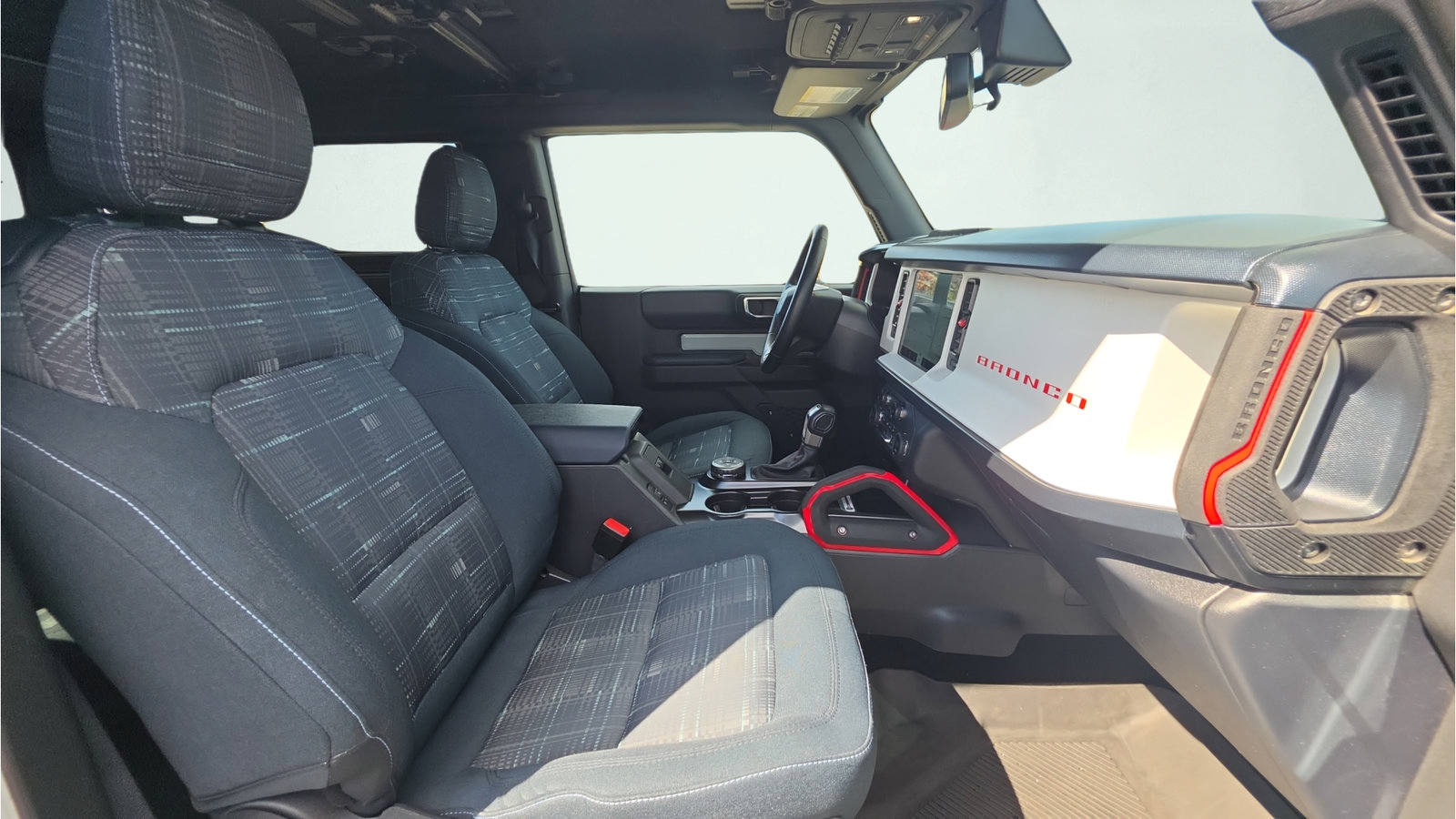 Certified 2024 Ford Bronco Heritage Edition AWD/4WD image 21