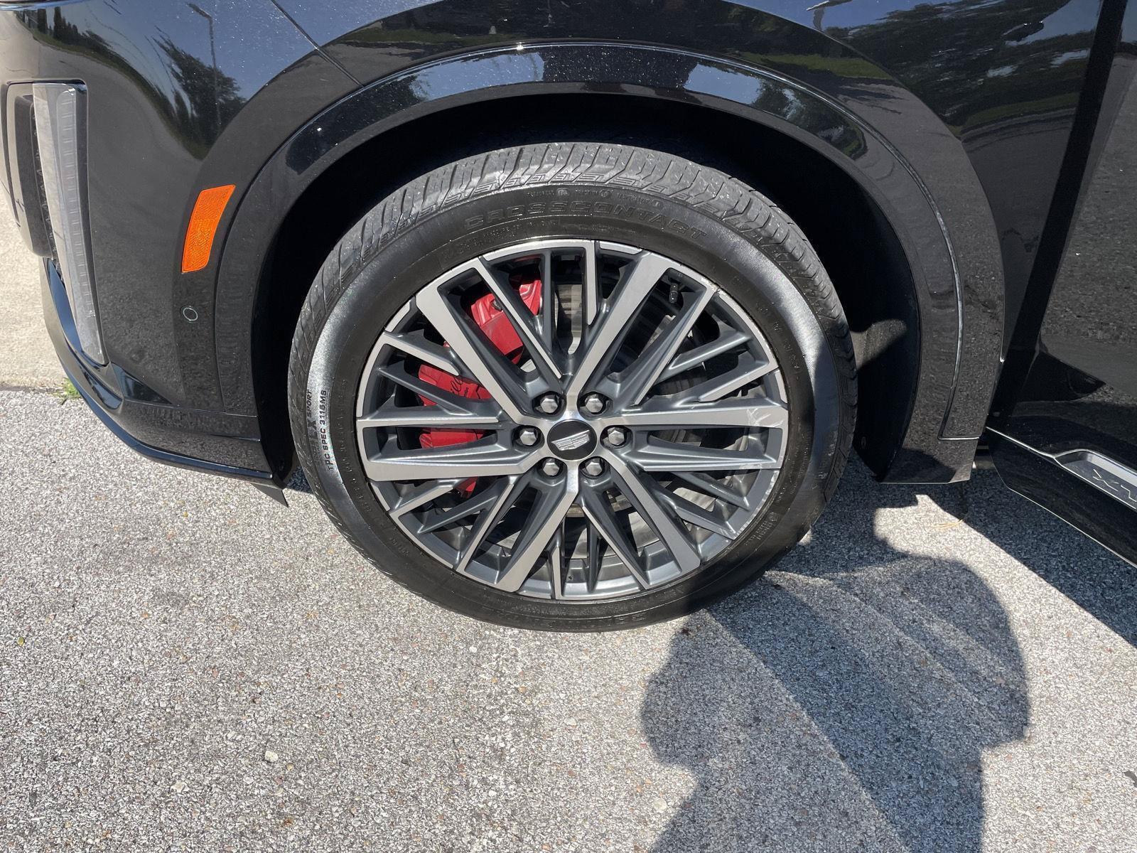 Used 2025 Cadillac XT6 Sport w/ Platinum Package AWD/4WD image 10