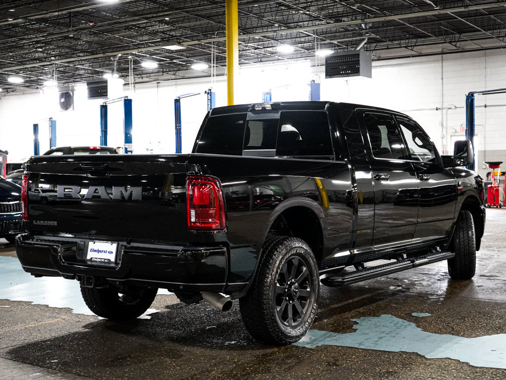 Used 2025 RAM 2500 Laramie AWD/4WD image 7