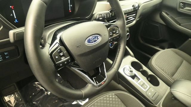 Certified 2023 Ford Escape Active AWD/4WD image 15