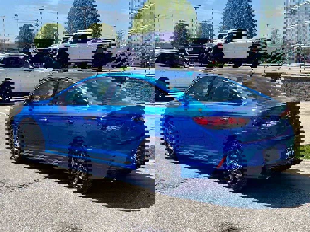 Used 2018 Hyundai Sonata Sport w/ Cargo Package FWD image 4