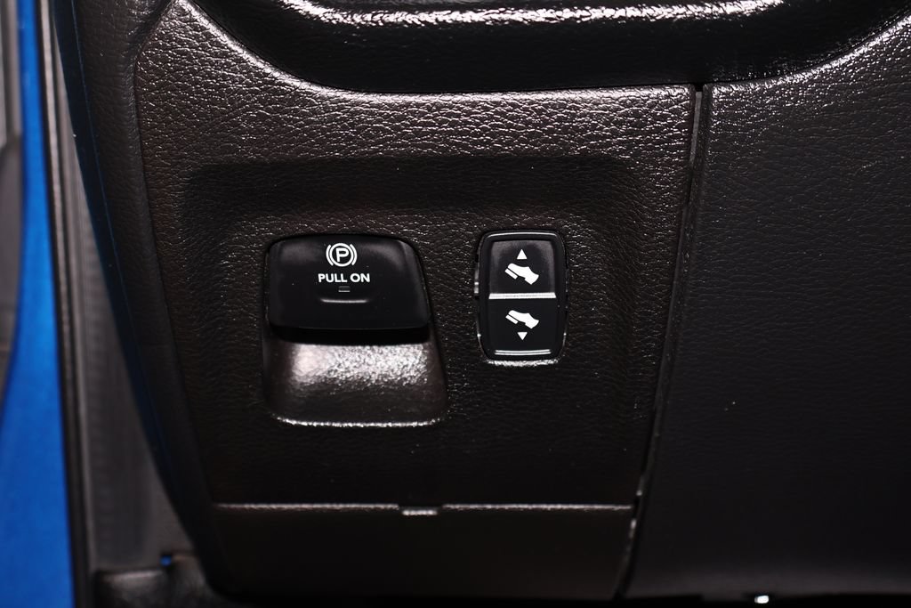 Used 2021 RAM 1500 Big Horn AWD/4WD image 25
