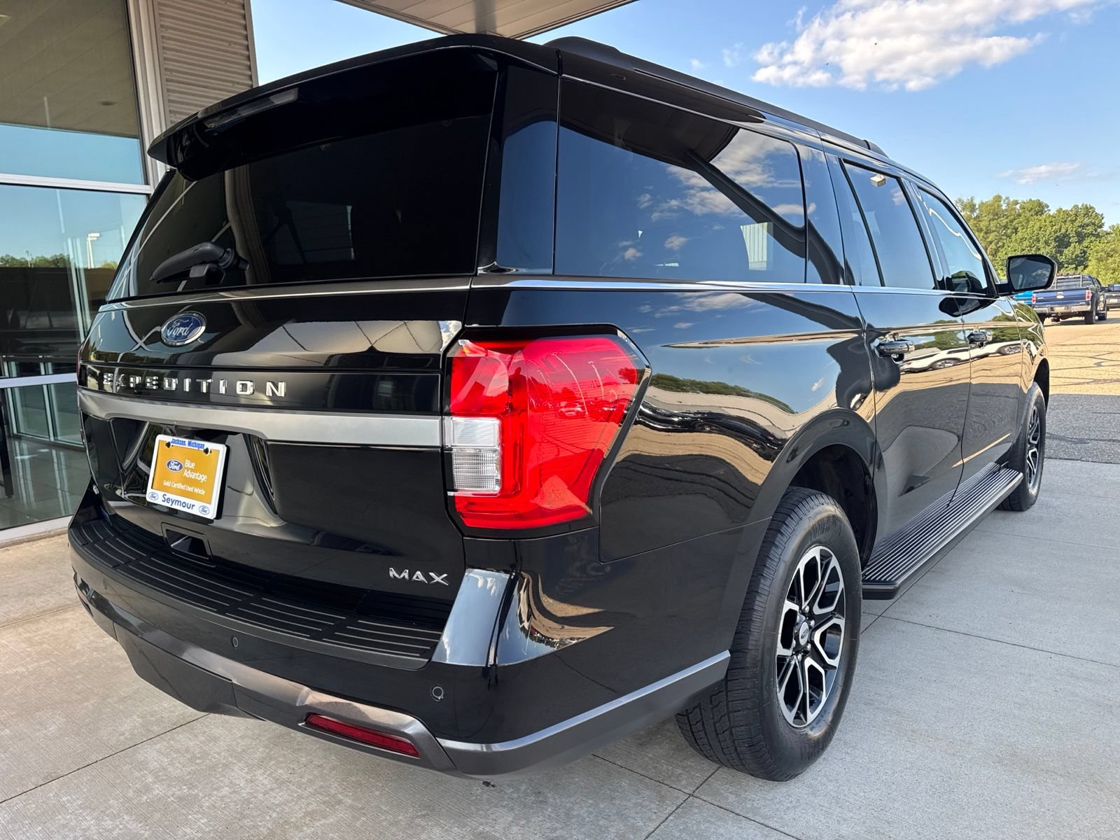 Certified 2023 Ford Expedition Max XLT AWD/4WD image 8